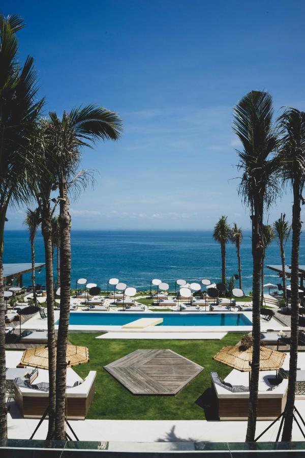 Ulu Cliffhouse Hotel อูลูวาตู ภายนอก รูปภาพ